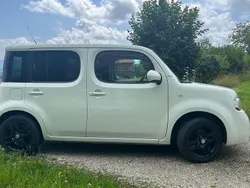 Weiß Gebraucht 2011 Nissan Cube Limousine | 5.750 €