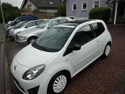 Gletscherweiss Gebraucht 2009 Renault Twingo Kleinwagen | 2.600 € (Etwas zu teuer)
