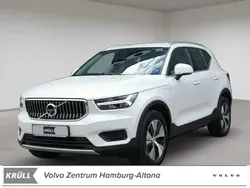 Crystal white / metallic Gebraucht 2022 Volvo XC40 R-Design SUV | 32.900 € (Guter Preis)