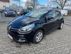 Schwarz Gebraucht 2016 Renault Clio Van / Kleinbus | 6.499 € (Superpreis)
