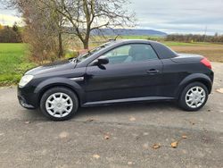 Schwarz Gebraucht 2006 Opel Tigra Cabrio | 1.860 € (Fairer Preis)