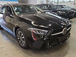 Nachtschwarz Gebraucht 2024 Mercedes A180 Limousine | 27.490 € (Guter Preis)