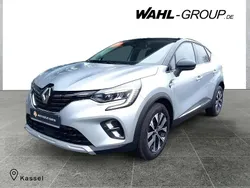 Grau Gebraucht 2024 Renault Captur Techno SUV | 21.990 € (Fairer Preis)