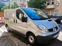 Silber Gebraucht 2008 Renault Trafic Van / Kleinbus | 5.500 €