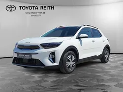 Weiß ((ud) clear white s) Gebraucht 2023 Kia Stonic Vision SUV | 18.910 € (Fairer Preis)