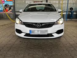 Weiß Gebraucht 2020 Opel Astra Edition Kombi | 12.500 € (Fairer Preis)