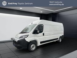 Icy white Gebraucht 2024 Toyota Proace Van / Kleinbus | 33.790 € (Guter Preis)