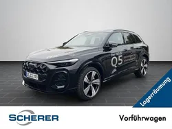 Mythosschwarz metallic (metallic) Gebraucht 2025 Audi Q5 Advanced SUV | 68.880 € (Guter Preis)