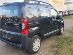 Grau Gebraucht 2012 Peugeot Bipper Family Van / Kleinbus | 2.600 € (Superpreis)