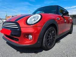Rot Gebraucht 2014 Mini Cooper Kleinwagen | 12.000 € (Etwas zu teuer)