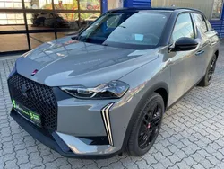 Grau Gebraucht 2024 DS Automobiles DS3 Crossback E-Tense Performance Line Plus SUV | 25.190 € (Superpreis)