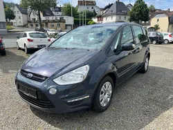 Grau Gebraucht 2014 Ford S-MAX Trend Van / Kleinbus | 6.700 € (Guter Preis)