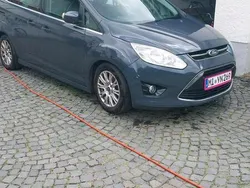 Grau Gebraucht 2011 Ford Grand C-Max Titanium Van / Kleinbus | 6.000 €