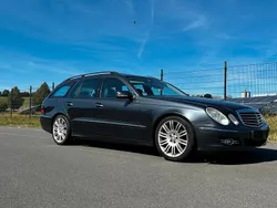 Grau Gebraucht 2007 Mercedes E500 Avantgarde Kombi | 8.499 € (Guter Preis)