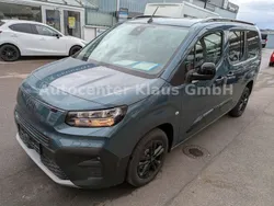 Blau Neu 2024 Fiat Doblò Van / Kleinbus | 34.880 € (Teuer)