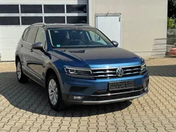 Blau Gebraucht 2018 VW Tiguan Allspace Highline SUV | 21.950 €