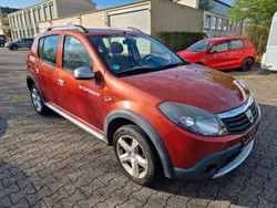 Rot Gebraucht 2010 Dacia Sandero Stepway Kleinwagen | 4.990 € (Teuer)