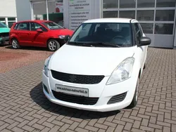 Weiß Gebraucht 2011 Suzuki Swift | 1.980 € (Etwas zu teuer)