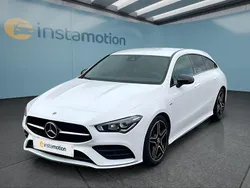 Weiß Gebraucht 2021 Mercedes CLA180 Limousine | 25.949 € (Etwas zu teuer)