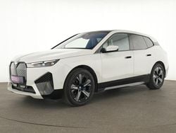 Alpinweiss iii Gebraucht 2023 BMW iX Sport Line SUV | 43.772 € (Superpreis)