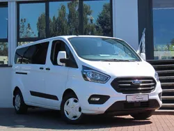 Weiß Gebraucht 2019 Ford Transit Custom Van / Kleinbus | 17.900 € (Fairer Preis)