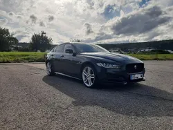 Schwarz Gebraucht 2018 Jaguar XE R-Sport Limousine | 17.650 € (Superpreis)
