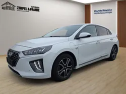 Weiß Gebraucht 2019 Hyundai Ioniq Premium Limousine | 17.490 € (Fairer Preis)