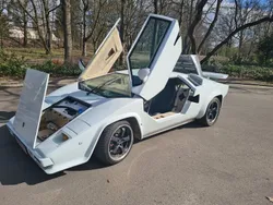Weiß Gebraucht 1968 Lamborghini Countach Coupé | 64.900 €