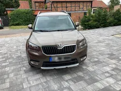 Braun Gebraucht 2014 Skoda Yeti Adventure SUV | 8.500 € (Superpreis)