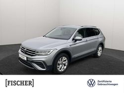 Silber Gebraucht 2024 VW Tiguan Allspace Life SUV | 36.989 € (Fairer Preis)