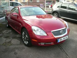 Rot Gebraucht 2010 Lexus SC430 Cabrio | 24.900 €
