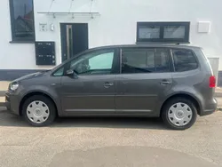 Grau Gebraucht 2015 VW Touran Cup Van / Kleinbus | 14.000 € (Superpreis)