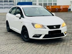 Weiß Gebraucht 2015 Seat Ibiza ST Kombi | 6.900 € (Fairer Preis)