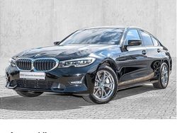 Schwarz Gebraucht 2022 BMW 330 Sport Line Limousine | 34.480 € (Etwas zu teuer)
