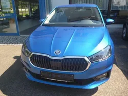 Blau Neu 2025 Skoda Fabia Selection Limousine | 18.990 € (Fairer Preis)