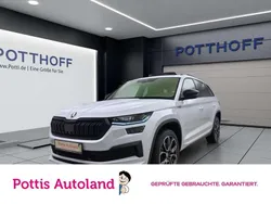 Weiss Gebraucht 2022 Skoda Kodiaq SportLine SUV | 33.622 € (Fairer Preis)