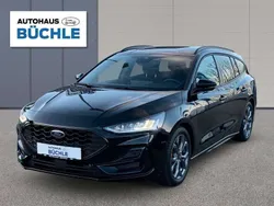 Obsidianschwarz metallic Gebraucht 2024 Ford Focus ST-Line X Kombi | 26.200 € (Guter Preis)