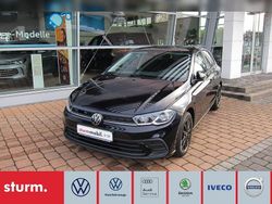 Deep black perleffekt Gebraucht 2024 VW Polo Life Limousine | 28.429 €