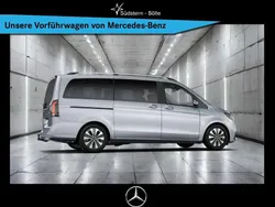 Silber Gebraucht 2025 Mercedes V250 Style Van / Kleinbus | 69.615 € (Teuer)
