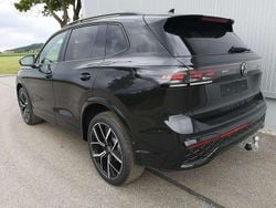 Deep black perleffekt Neu 2025 VW Tiguan R-line SUV | 51.790 € (Guter Preis)