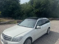 Weiß Gebraucht 2010 Mercedes C250 Avantgarde Kombi | 7.900 € (Fairer Preis)