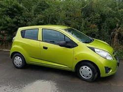 Grün Gebraucht 2010 Chevrolet Spark Kleinwagen | 2.299 € (Fairer Preis)