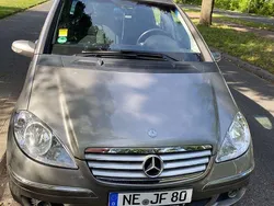 Grau Gebraucht 2005 Mercedes A150 Elegance Van / Kleinbus | 3.450 € (Guter Preis)