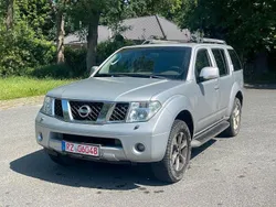Grau Gebraucht 2008 Nissan Pathfinder SUV | 5.300 €