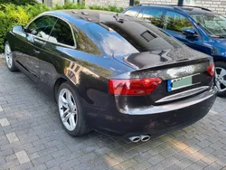 Grau Gebraucht 2016 Audi A5 Ambiente Coupé | 20.000 € (Guter Preis)