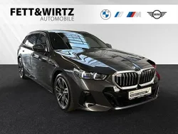 Sophistograu brillanteffekt metallic Gebraucht 2024 BMW 540 M Sport Kombi | 68.888 €
