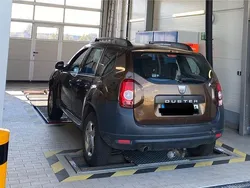 Braun Gebraucht 2011 Dacia Duster SUV | 1.400 €