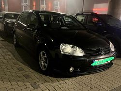 Schwarz Gebraucht 2006 VW Golf V Kleinwagen | 5.000 € (Teuer)