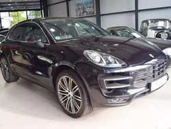 Schwarz Gebraucht 2015 Porsche Macan SUV | 39.899 €