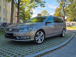 Beige Gebraucht 2010 VW Passat Kombi | 9.500 €